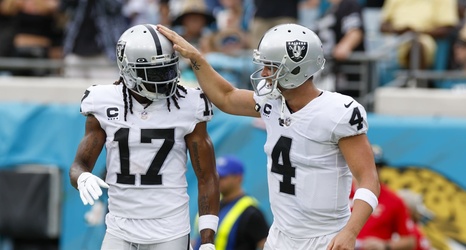 Raiders' Derek Carr Gifts Davante Adams, Maxx Crosby