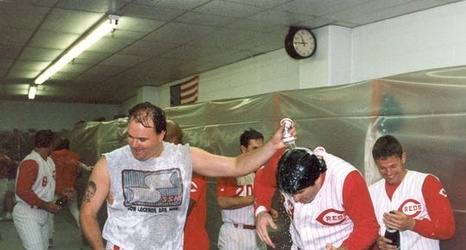 Reds, Bengals own longest playoff-round win droughts in MLB, NFL