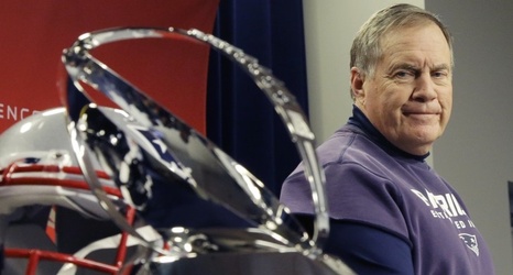 We Need To Talk About Bill Belichick Holding The Lamar Hunt Trophy