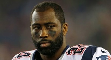 Report: Patriots Didn't Allow Darrelle Revis' Mom To Attend Super Bowl Ring  Party - CBS Boston