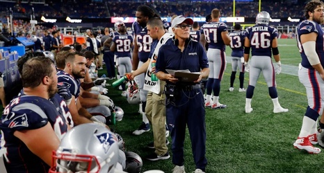 Meet The Patriots' Dante Scarnecchia: The 'greatest' O-line Coach In ...