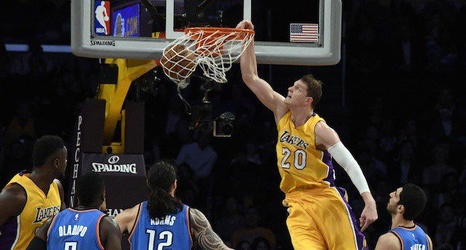 los angeles lakers retired jerseys