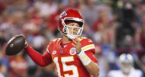 Patrick Mahomes restructures contract with Kansas City Chiefs for record  4-year deal