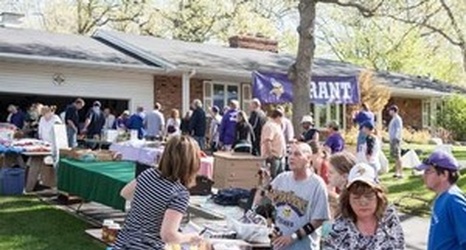 Bud Grant's garage sale