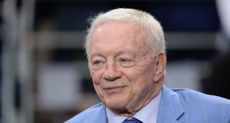 NFL Notes: Jerry Jones, Bengals, Buccaneers, Cowboys