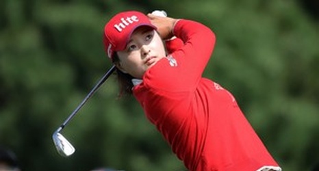 J.Y. Ko leads Chun, S.H. Park in South Korea