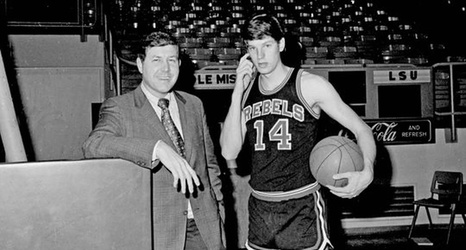 Johnny Neumann, 68, passes away; Ole Miss basketball legend was once in