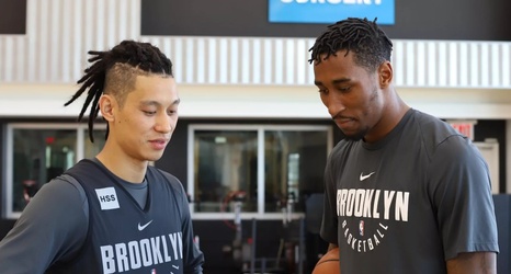 Hair, hair, hair Jeremy Lin shows it, flows it and writes about it.