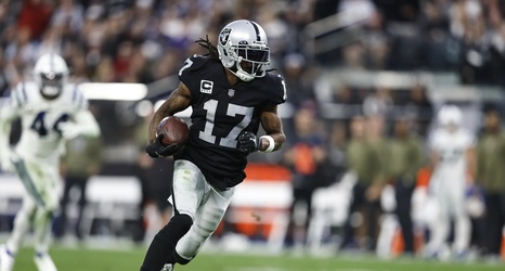 Raiders' Davante Adams in, Kolton Miller out against Broncos