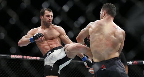 Morning Report: Luke Rockhold laughs off Chris Weidman's ...