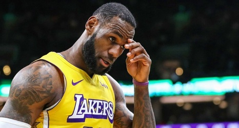 The Lakers' Rollercoaster Season: LeBron James' Steady Influence in Chaos