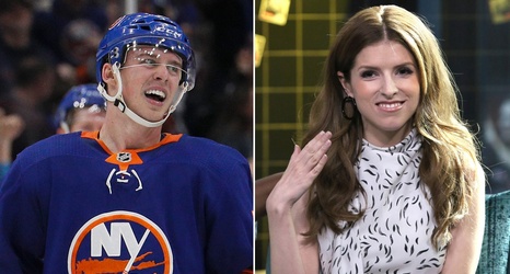 Islanders' Anthony Beauvillier shoots his shot with Anna ...