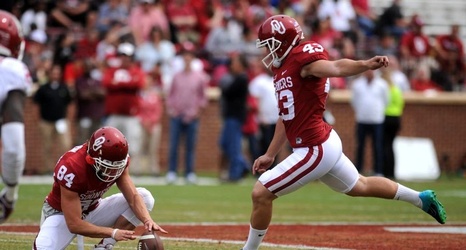 WATCH: Dede Westbrook hits an OSU defender with the juke stick during ...