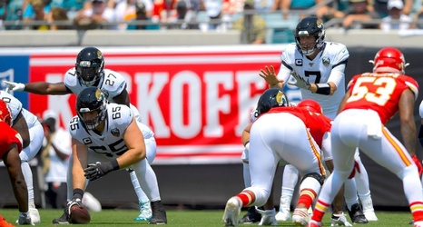 Jags' Foles Out With Shoulder Injury; Jack Ejected