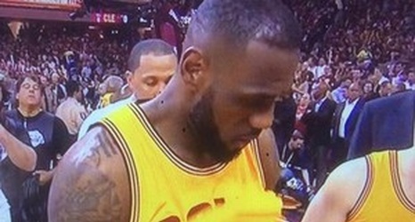 LeBron James’ private parts make it on air during wardrobe malfunction