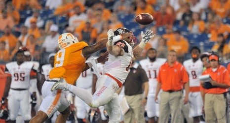 Derek Barnett ties Tennessee record for career sacks