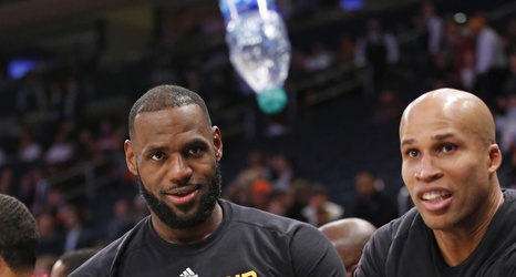 cavs water bottle flip