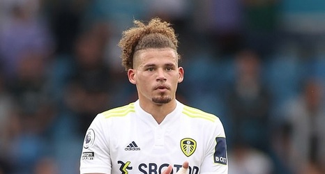 Manchester United Lining Up A Move For Leeds Star Kalvin Phillips Instead Of West Ham S Declan Rice Next Summer With Ole Gunnar Solskjaer Keen To Tie Down A Central Defensive Midfielder