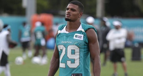minkah fitzpatrick dolphins melissa calls reporter ss son playing mom
