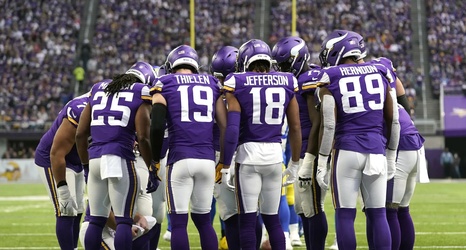 Green Bay Packers at Minnesota Vikings: Television, radio