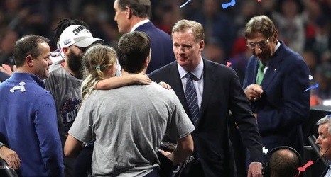 super bowl trophy ceremony