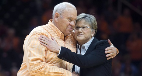 warlick contract receives extension tennessee