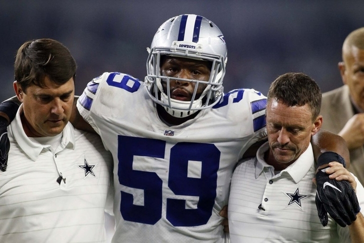 Anthony Hitchens leaves Cowboys game with knee injury