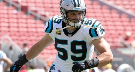 Panthers' Luke Kuechly Leaves With Concussion-like Symptoms