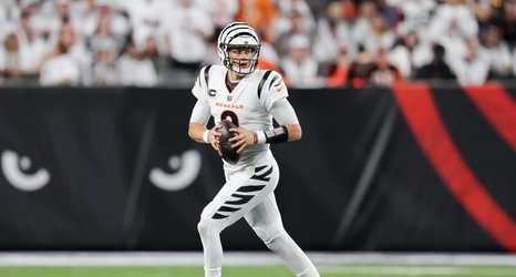 Jets' Aaron Rodgers Says Bengals' Joe Burrow Has Reached Out to Him About  Calf Injury