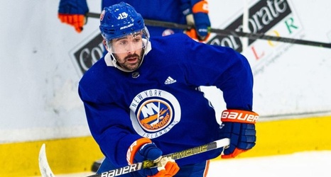 Cal Clutterbuck a game-time decision for Isles tonight in ...