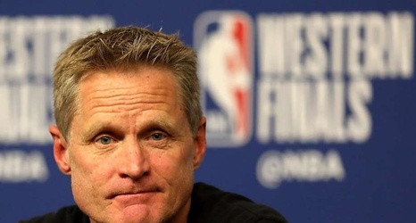 Steve Kerr Slams NFL For “idiotic” Anthem Policy