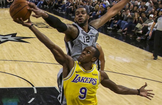 Lakers News: Rajon Rondo Passed On Layup For Potential 3-Pointer ...