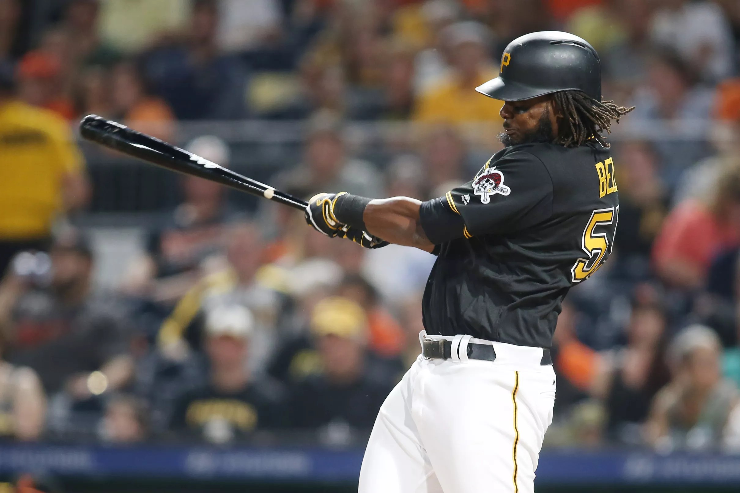 Pirates’ Josh Bell named a finalist for NL Rookie of the Year