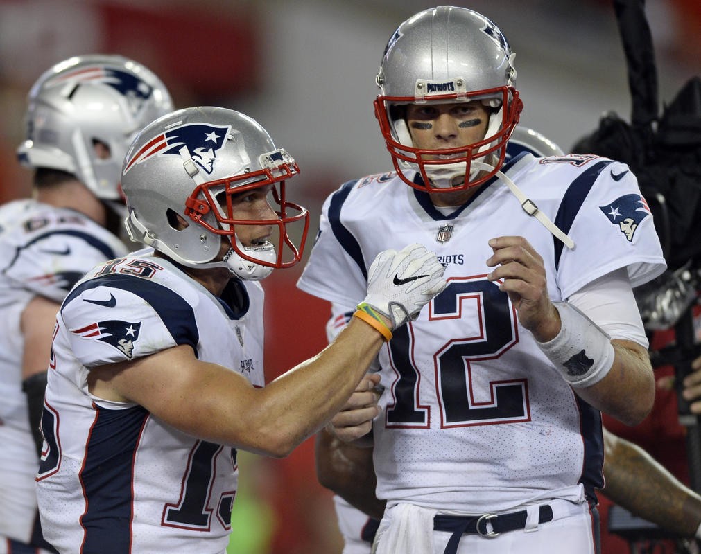 Tom Brady, Patriots defense bounce back with 19-14 win over Buccaneers