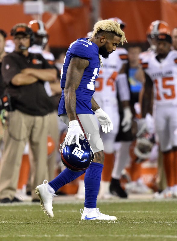 Odell Beckham Jr. dodges serious injury in Giants' loss to Browns