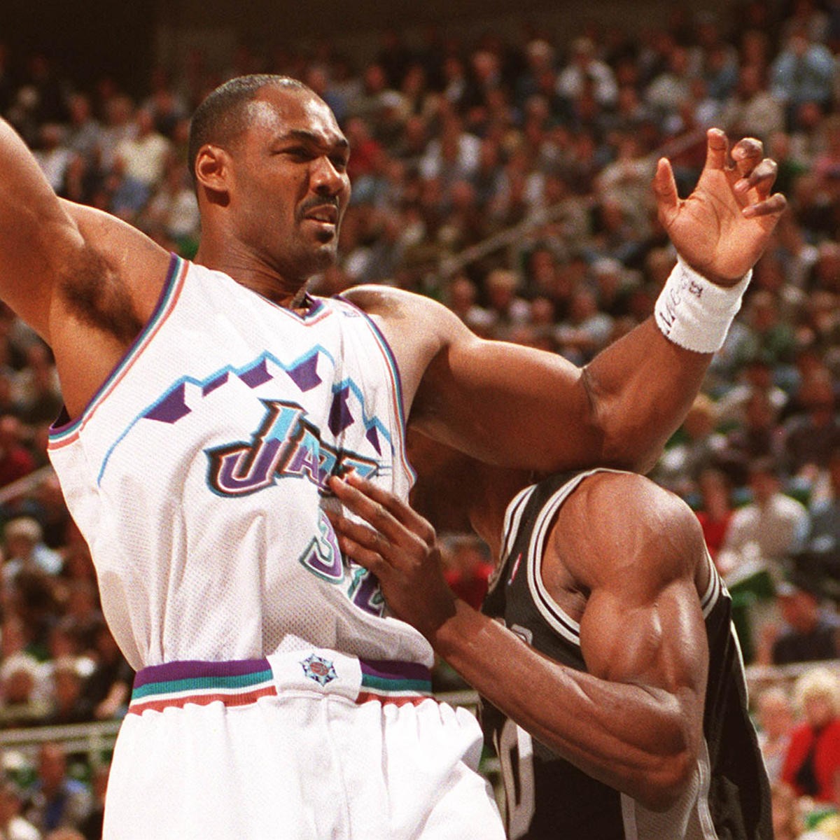 20 years ago: Karl Malone scores 56 vs. Warriors; suspended for ...