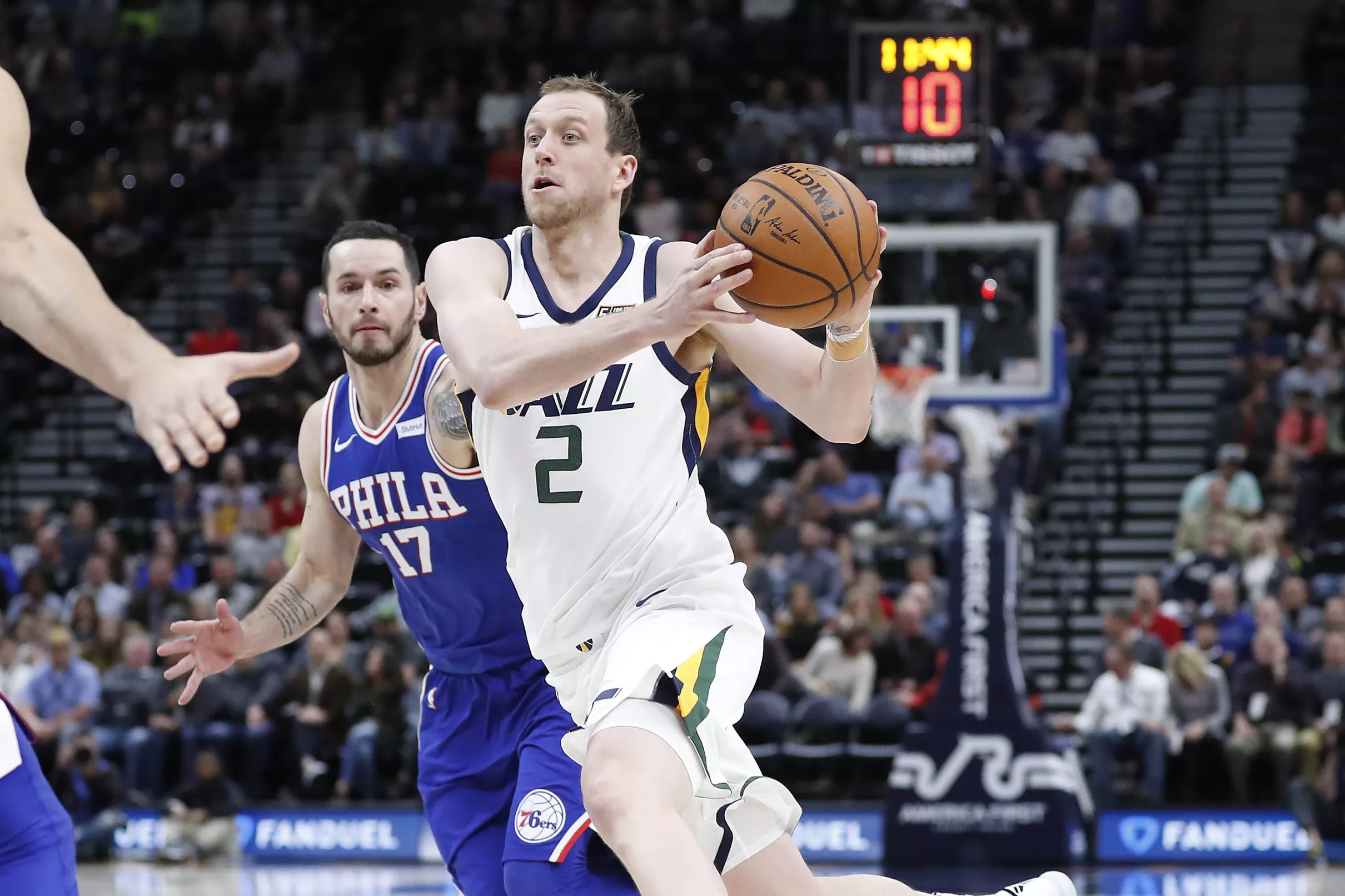 Joe Ingles faces a tough Philadelphia 76ers team.