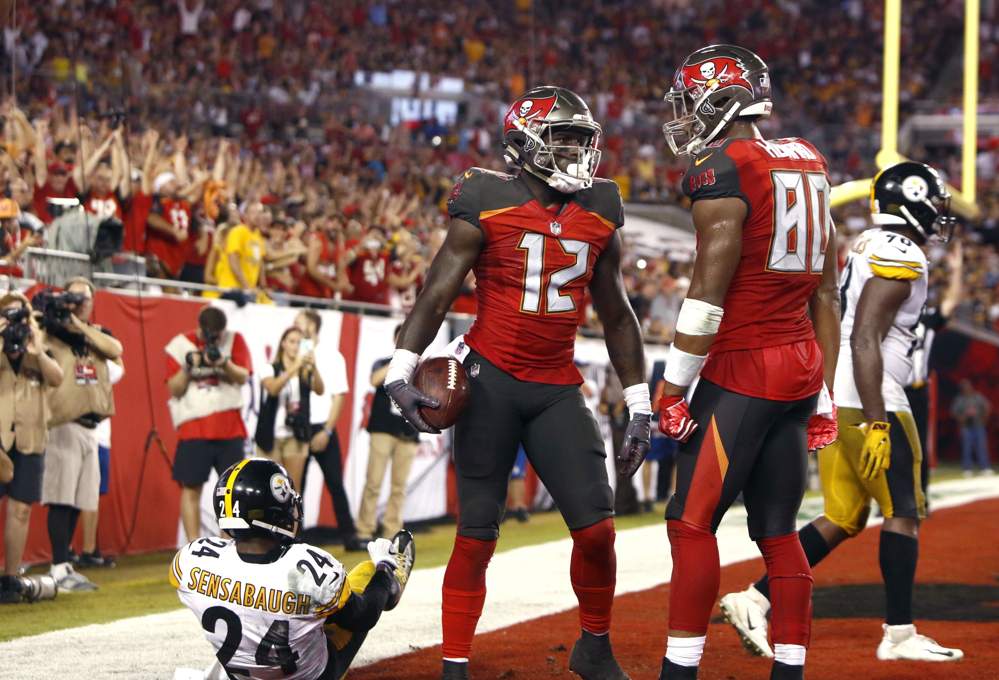 Buccaneers: Chris Godwin’s Late Season Slump