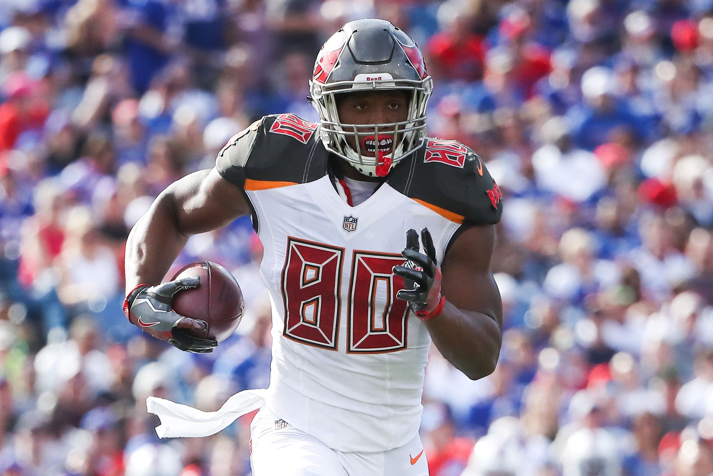 Tampa Bay Buccaneers: O.J. Howard named as breakout performer