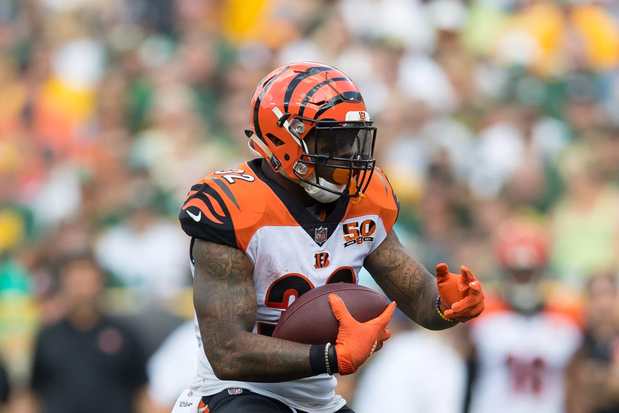 Patriots sign former Bengals RB Jeremy Hill