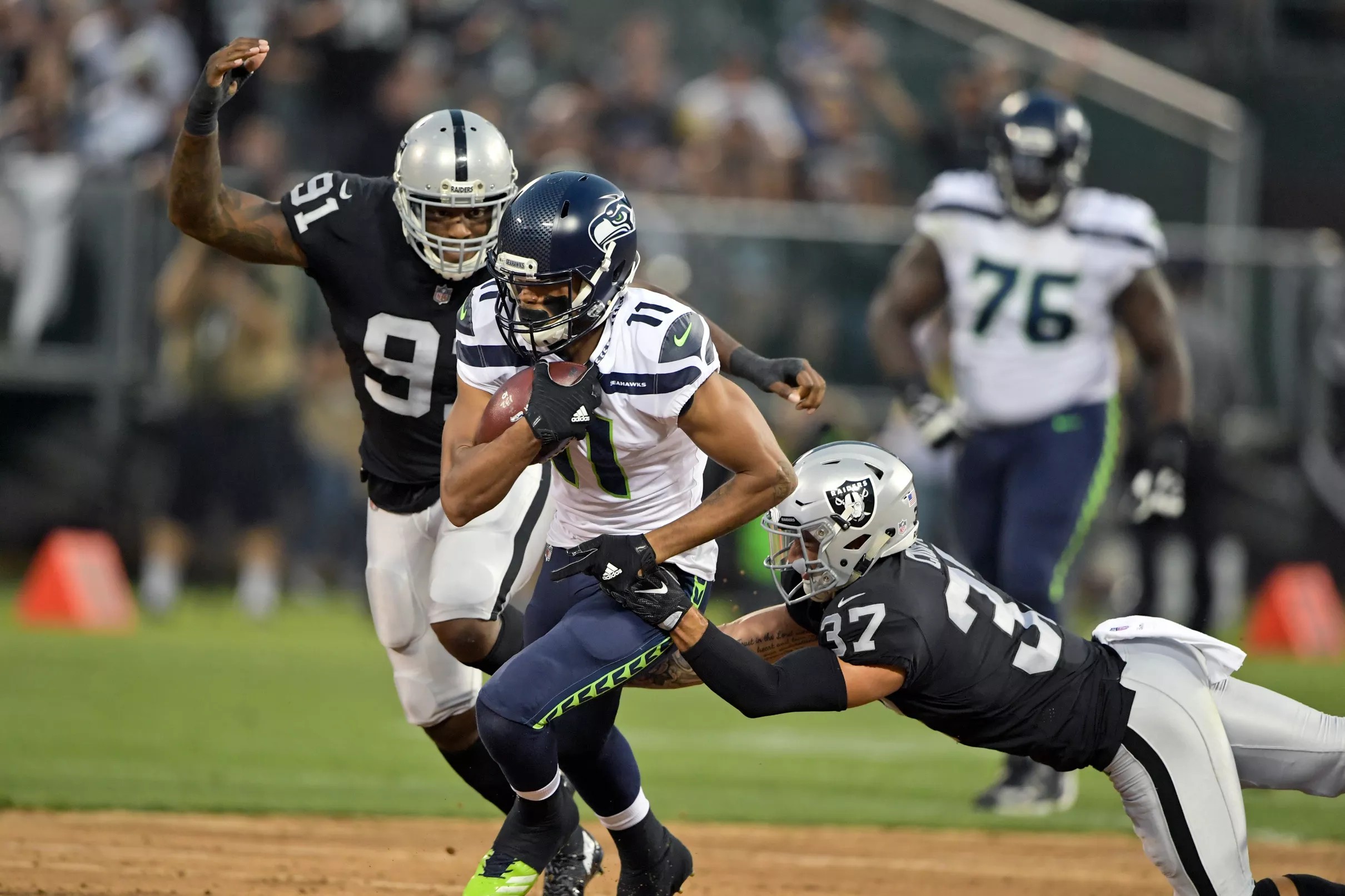 Seahawks-Raiders Final Score: Austin Davis throws game-winning ...