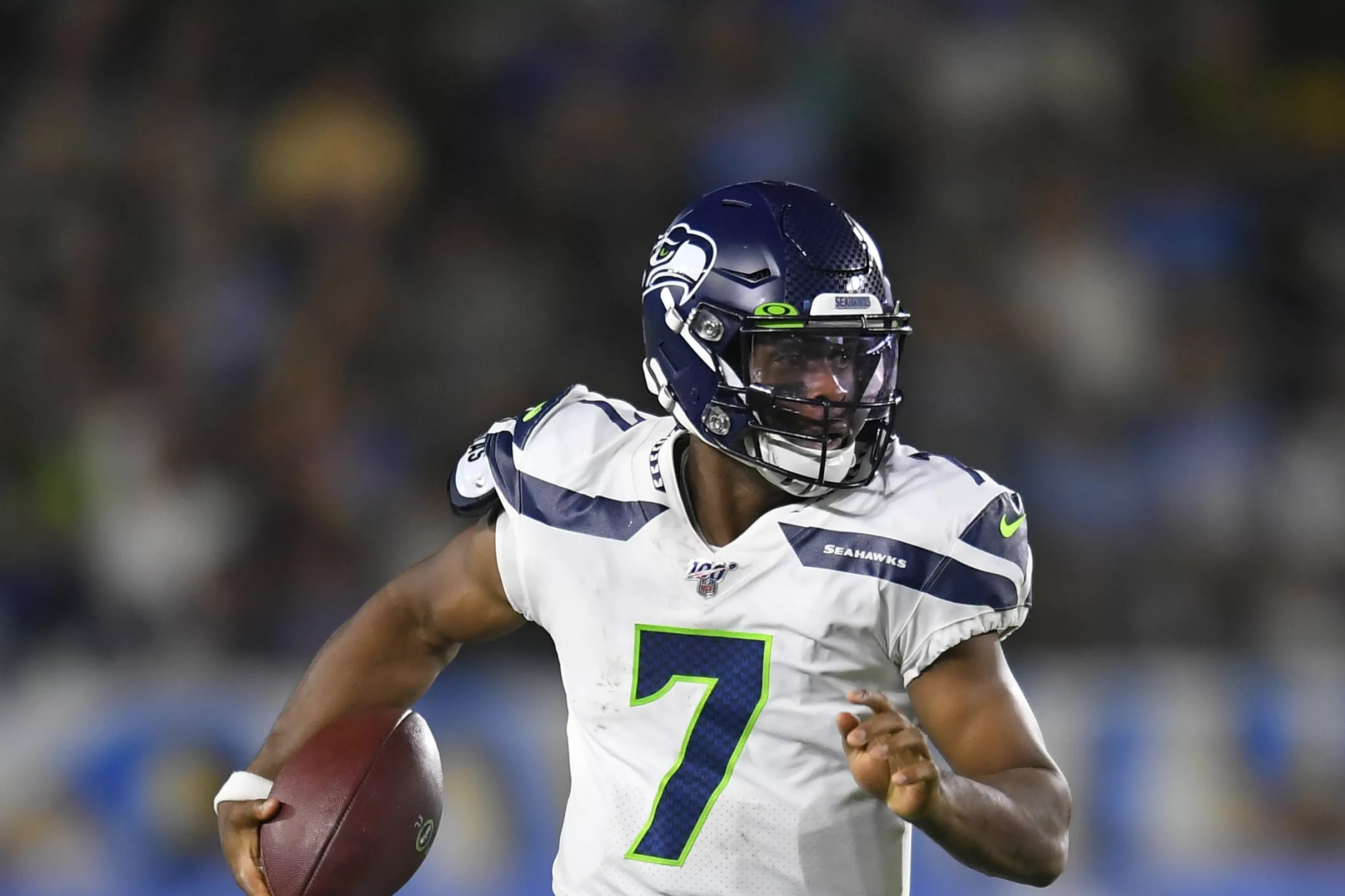 Seahawks bringing back QB Geno Smith