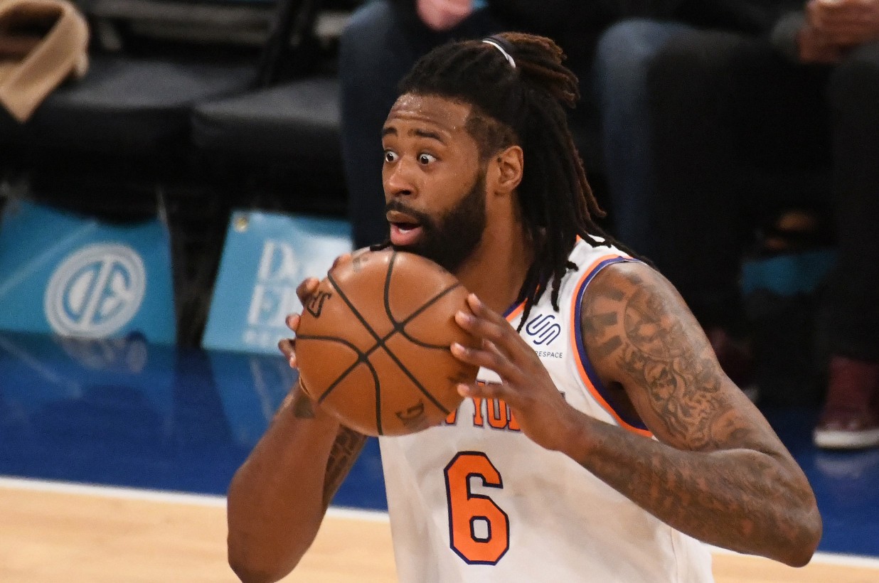 DeAndre Jordan is a Knicks teacher and Kevin Durant bait