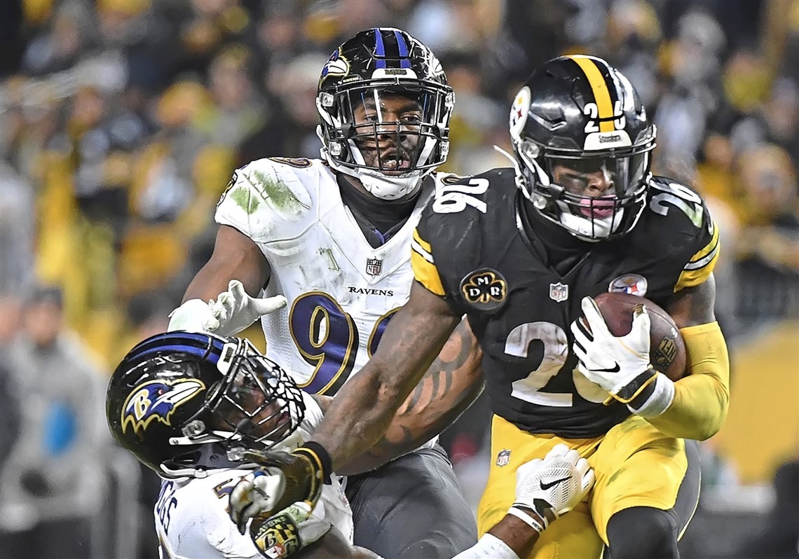 Le'Veon Bell led all NFL players in Pro Bowl fan voting