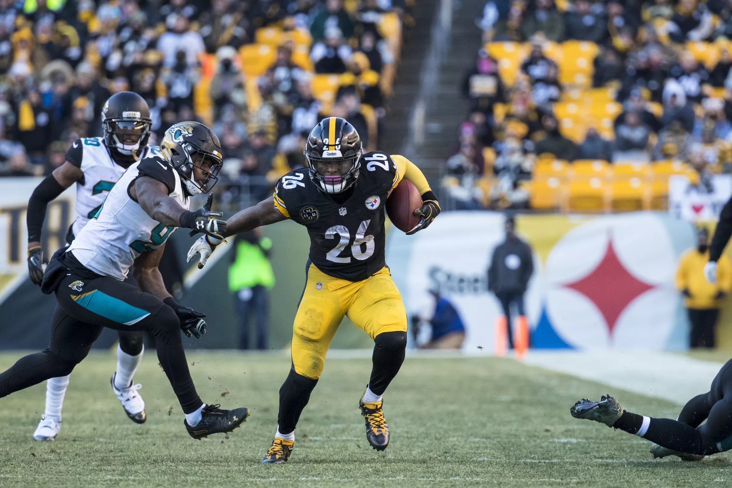 What to do with Le’Veon Bell? The Steelers’ alternatives