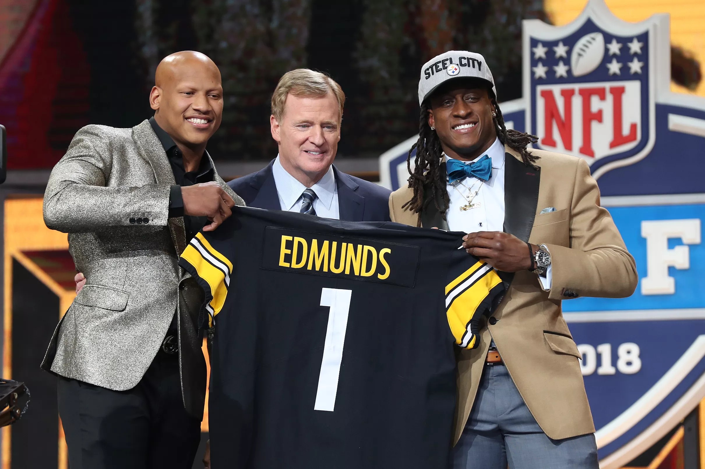 17 NFL Rookies remain unsigned, including Steelers’ top pick Terrell ...