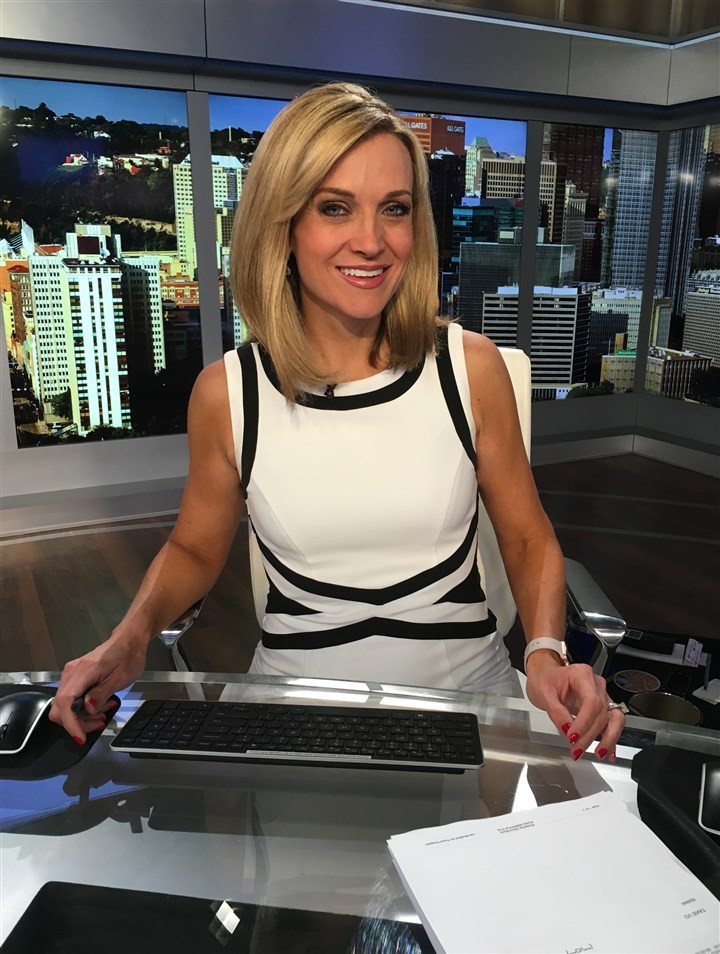 KDKA's anchorwoman wears same dress for Penguins success