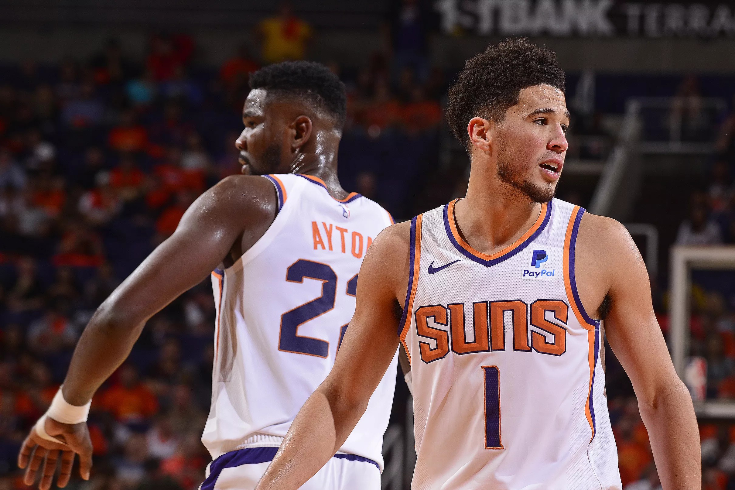 Devin Booker from the logo, Deandre Ayton fails the team again