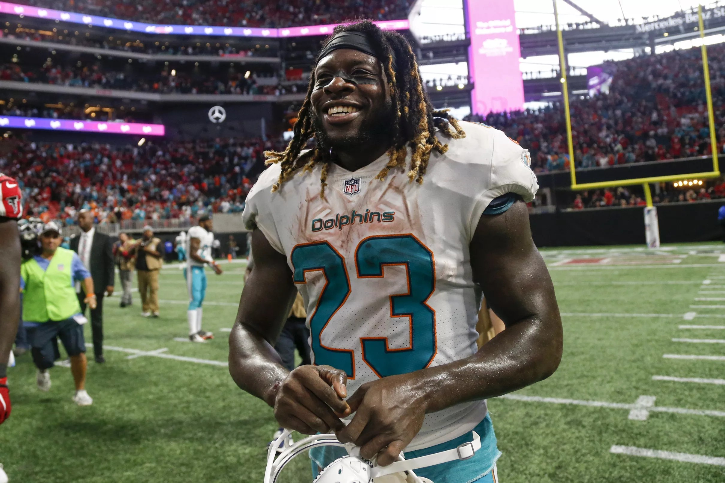 Jay Ajayi Trade: Eagles acquire Dolphins running back in exchange for ...