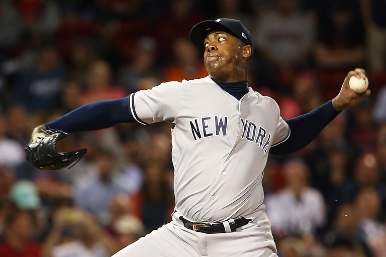 Yankees’ Chapman Walks Home Winning Run for the Red Sox